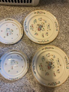 Cream Floral Country Scene Dinner Heartland - Classic Home Dining Set